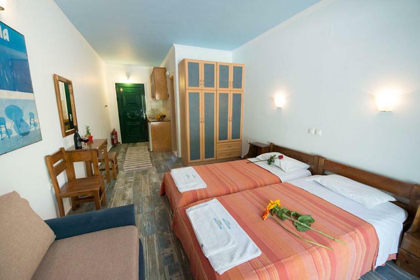 Ilios Hotel & Villas Geni  Екстер'єр фото